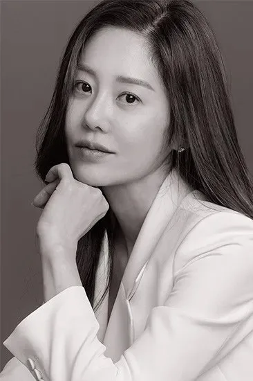 고현정 카리스마 분석 2026: 사주, MBTI, 관상으로 본 절대 권력의 비밀