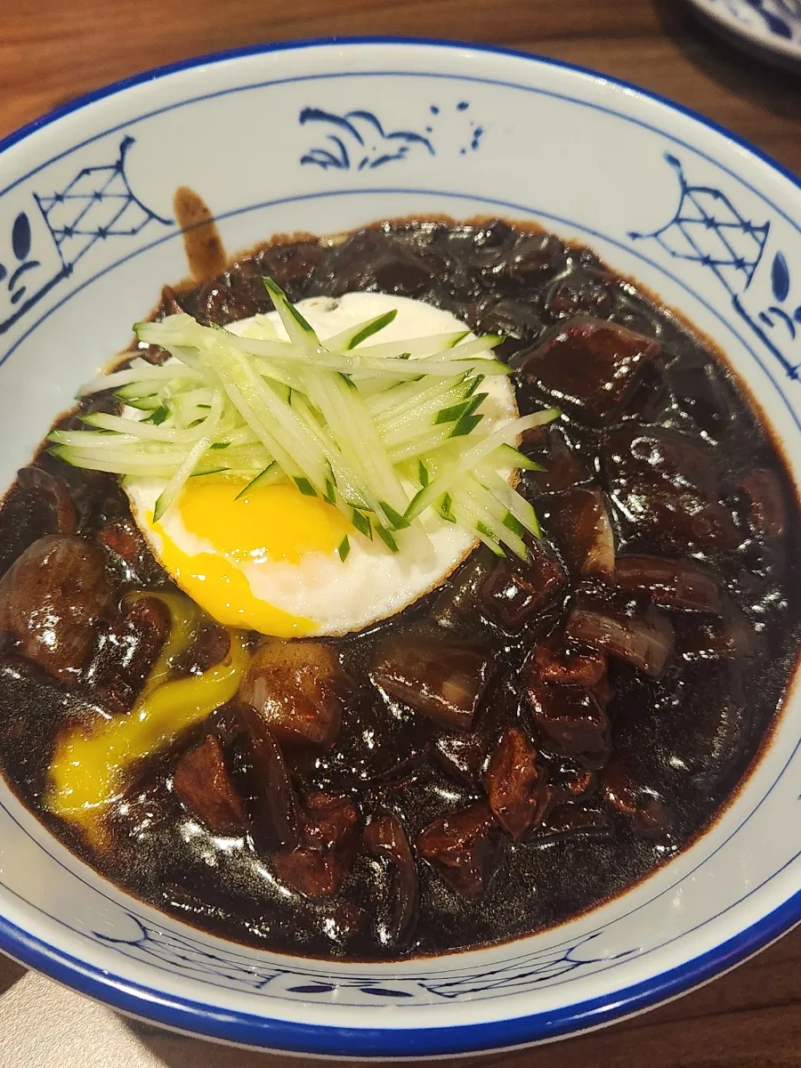 대만 맛집 2026: 꿔바로우 vs 찹쌀 탕수육, 한국인의 입맛 저격 비결