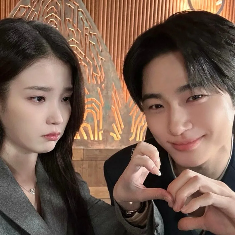 아이유 변우석 드라마 '21세기 대군부인' 2026년 재회 스토리와 시청률 분석