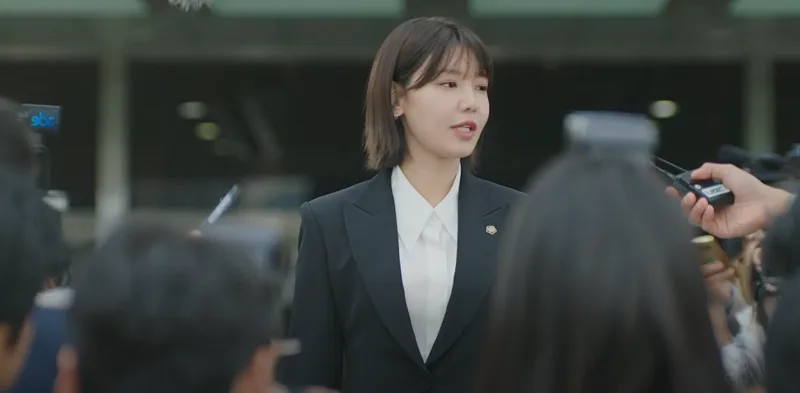 아이돌아이 1화: 팬과 스타의 위험한 만남, 진실은? 2024