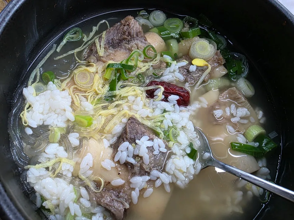 Best Korean Foods 2026: Galbitang to Malatang Guide