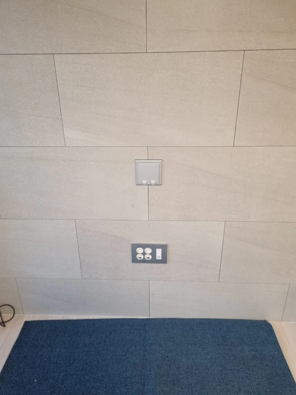 Korean Minimalist TV Wall Mounts 2026: Drill-Free Guide