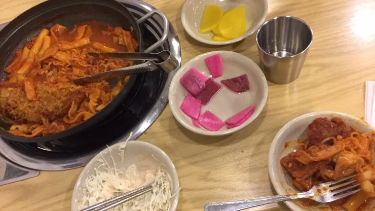돈까스 떡볶이 맛집 2026: 경희대 청춘떡볶이 솔직 후기