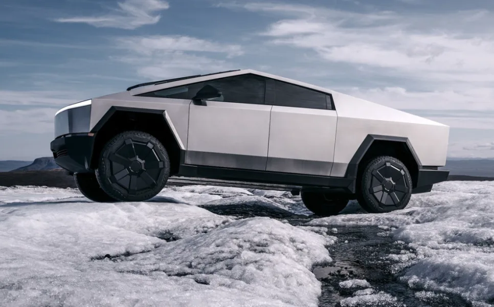 테슬라 신형 SUV, 미니밴 대체할까? 2026년 출시 전망