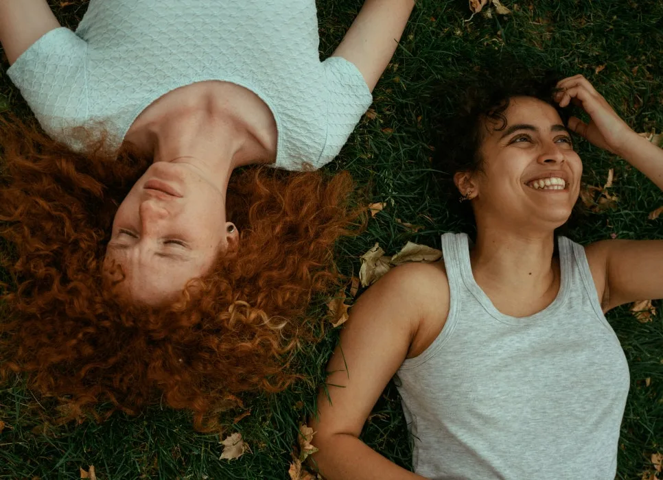 Lay Down vs. Lie Down: Master English Grammar 2026