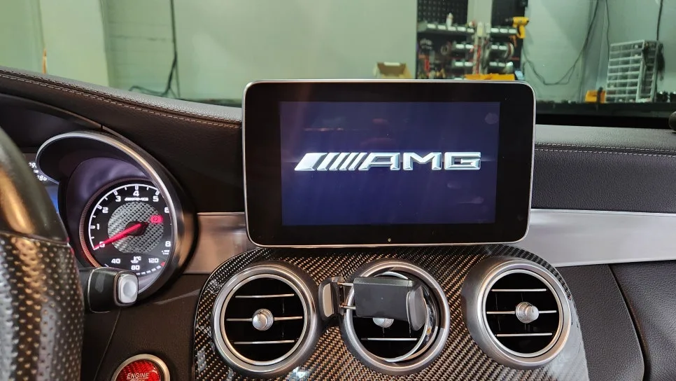 벤츠 W205 C63 카플레이/안드로이드 오토 업그레이드 2026년 완벽 가이드