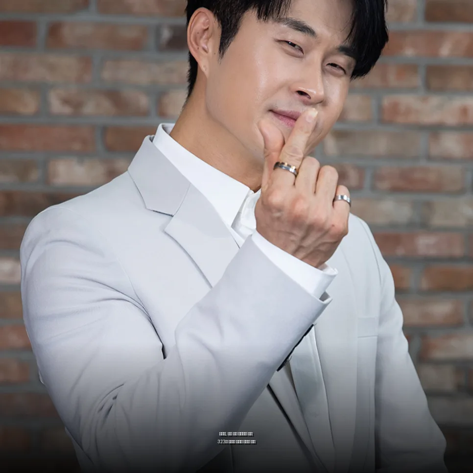 민도윤, 323편 필모와 경계 넘나드는 활동 분석 2026
