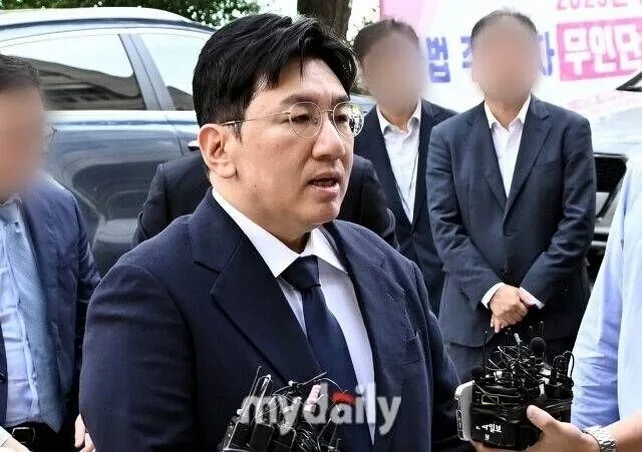 방시혁 구속영장 신청 2026: 하이브 주가 폭락 원인과 진실