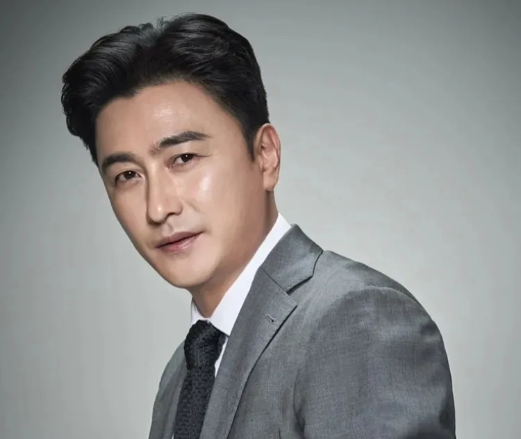 안정환 사주·MBTI·관상 분석 2026년 운세 전망