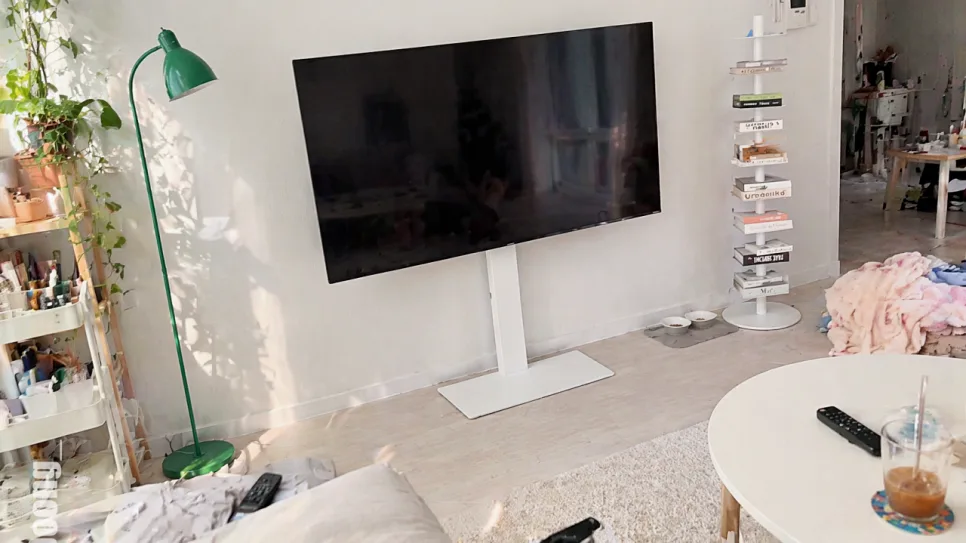 EdgeWall TV Mount: Flush, Drill-Free Install Guide 2026