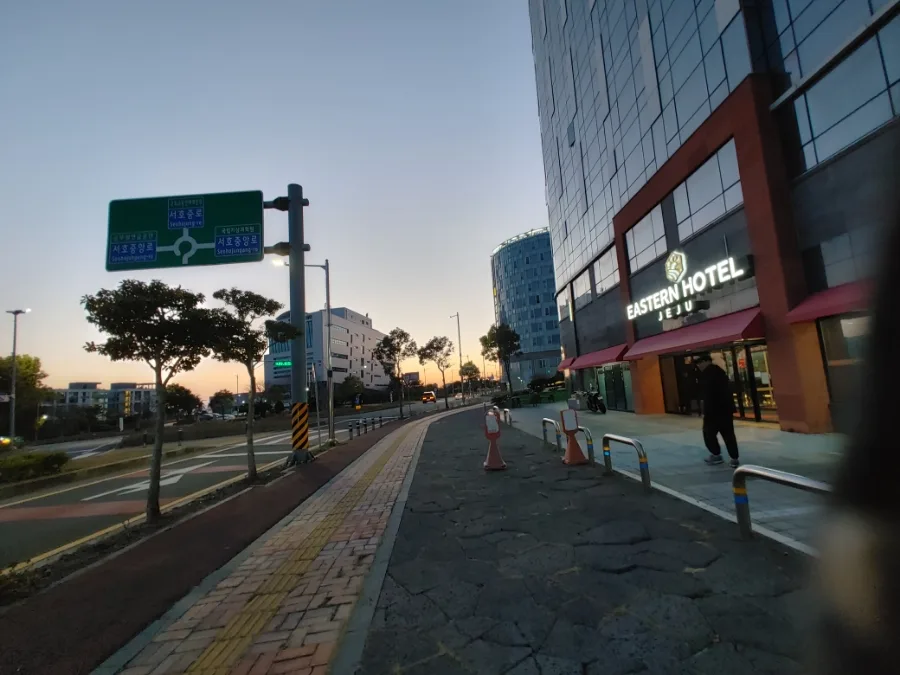 제주 한 달 살기 후기 2026: 사진 없이 마무리한 사연과 춘천 엄마와의 시간
