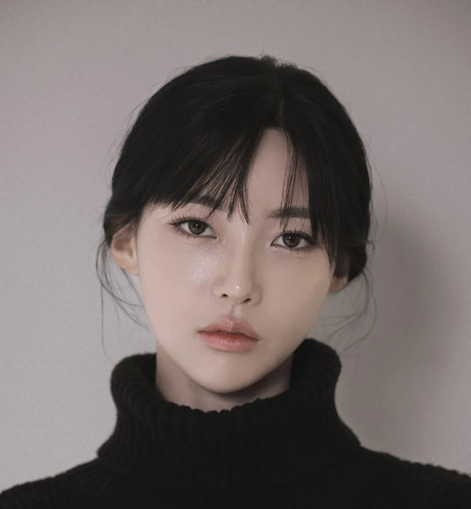 Kim Minji 2026 Fortune: K-Pop Idol's Star Power & Appeal