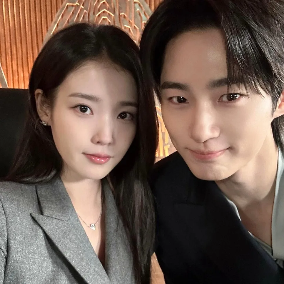아이유 '대군부인' 이혼 선언, 진심 고백 장면 분석 2026