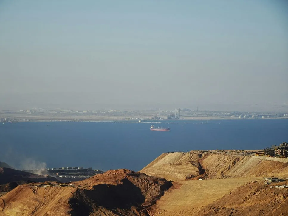 Peak America & Suez Moment 2026: Analyzing Signs of Hegemonic Decline 2