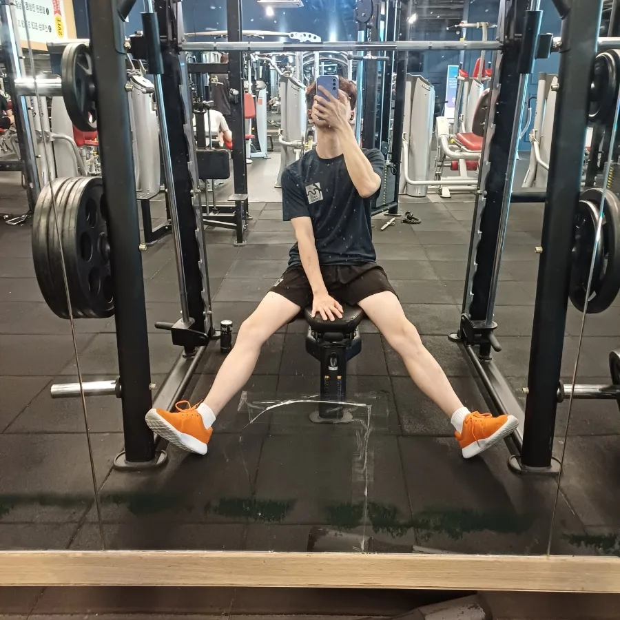 바디프로필 D-41 운동 루틴: 상체 집중 전략 2026