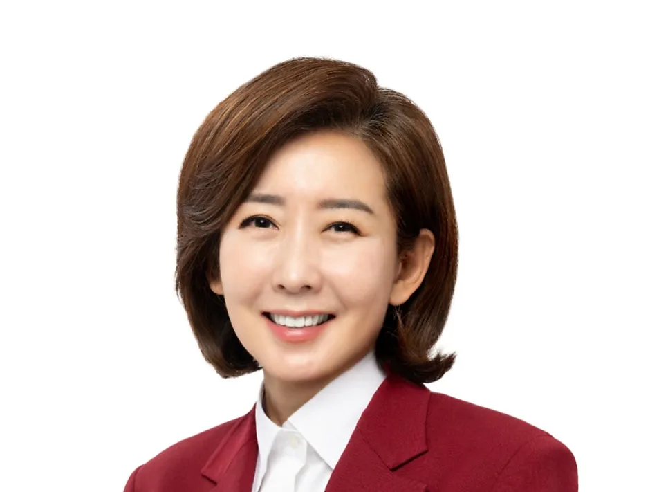 나경원 사주·MBTI·관상 분석 2026년 운세 전망