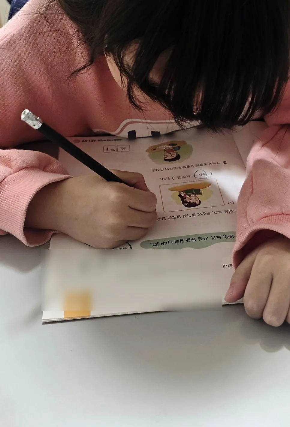 초1 공부 습관 만들기: 2026년, 아이가 울 때 멈춰야 할까?