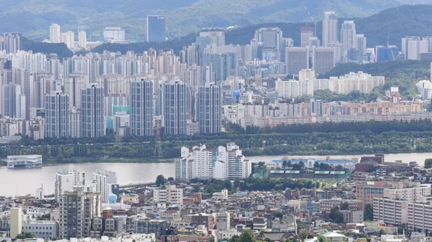 서울 아파트 실거래가 2026년 2월 1.9% 상승, 소형 평수 집중 분석