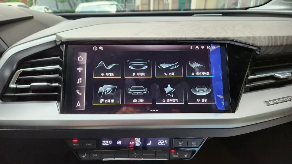 아우디 Q4 e-tron 어라운드 뷰 장착, 2026년 편리한 주차 가이드