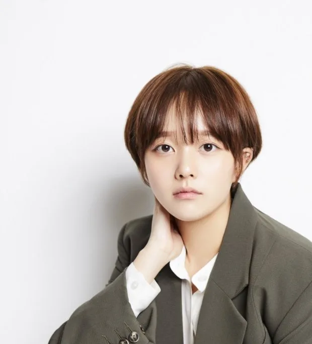 정지소 사주, 관상, MBTI 분석: 맑은 샘물 같은 배우의 매력 2026