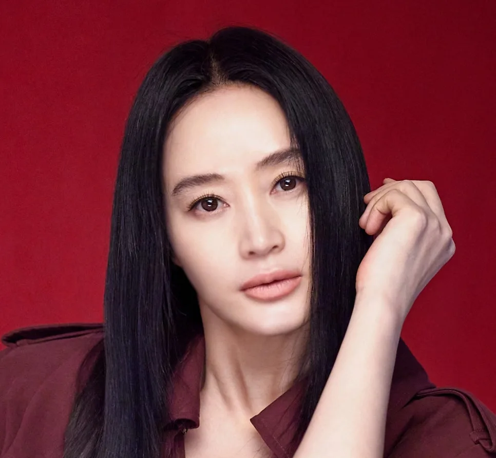 김혜수 사주, 관상, MBTI 분석 2026년 운세 전망