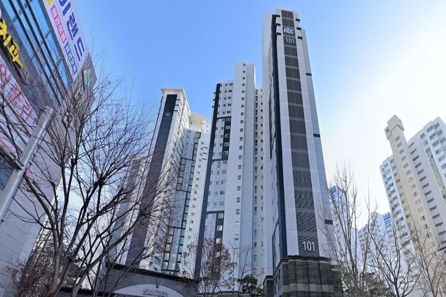 Haeundae KCC Switzen 56-pyeong Auction: 2026 Price Analysis