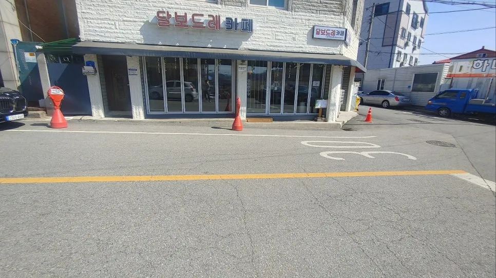2026년 카페 인테리어 벽돌 활용법: 가성비 시공 가이드