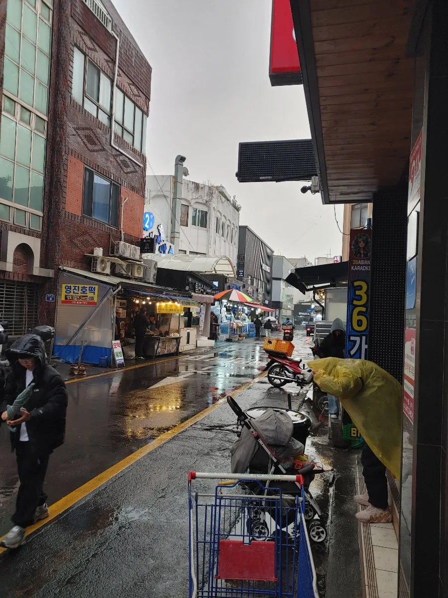 제주 올레시장 맛집 2026: 롯데리아 한우버거부터 정옥제과까지