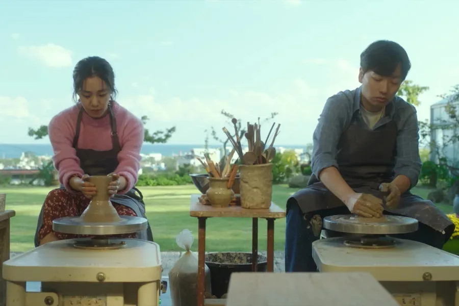 영화 <결혼, 하겠나?> 현실 재난 드라마 2026: 병원비와 사랑의 무게