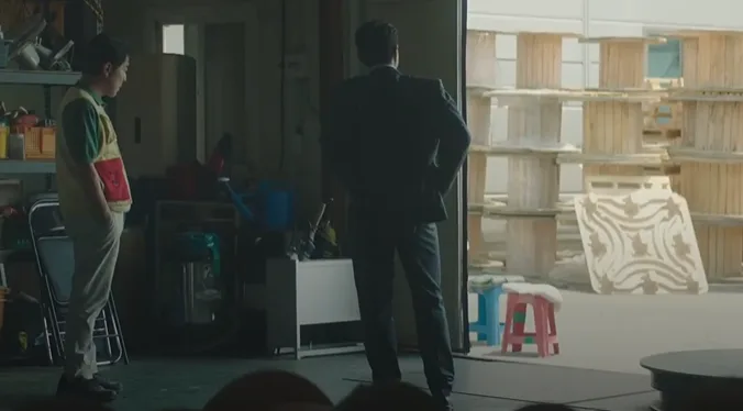 Mr. Kim's Resignation: Dignity Amidst Layoffs in Korean Drama 2026 3