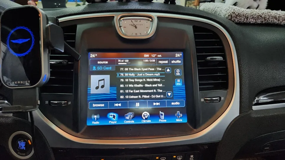 크라이슬러 300c 순정 모니터 터치 불량, 2026년까지 완벽 수리 가이드