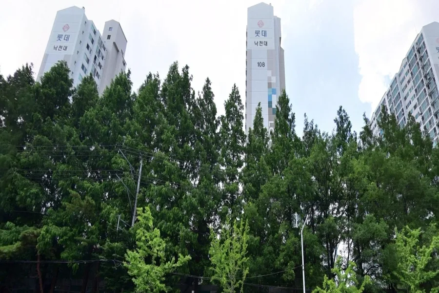 화명 롯데낙천대 26평 경매, 2억대 시세 차익 노리는 법 2026