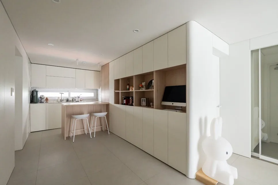 Korean Apartment Kitchen Makeover: Home Cafe Design 2026