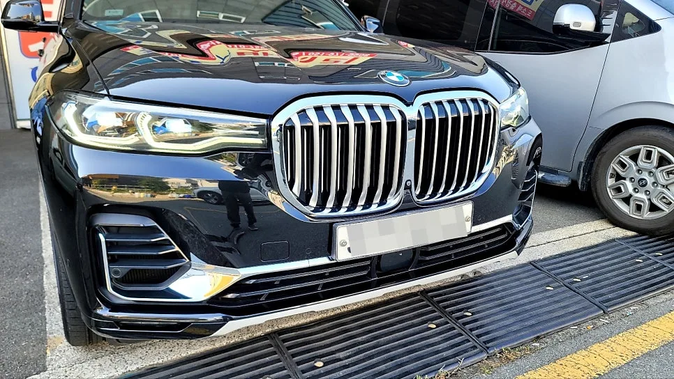 BMW X7 G07 배터리 교체 방법 2026: AGM95 규격 및 코딩 완벽 가이드